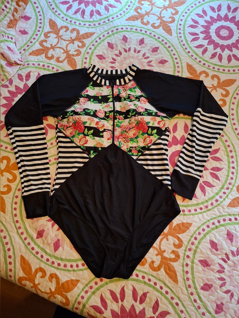 Women's Long-Sleeve One-Piece Sun Protection Swimsuit XL